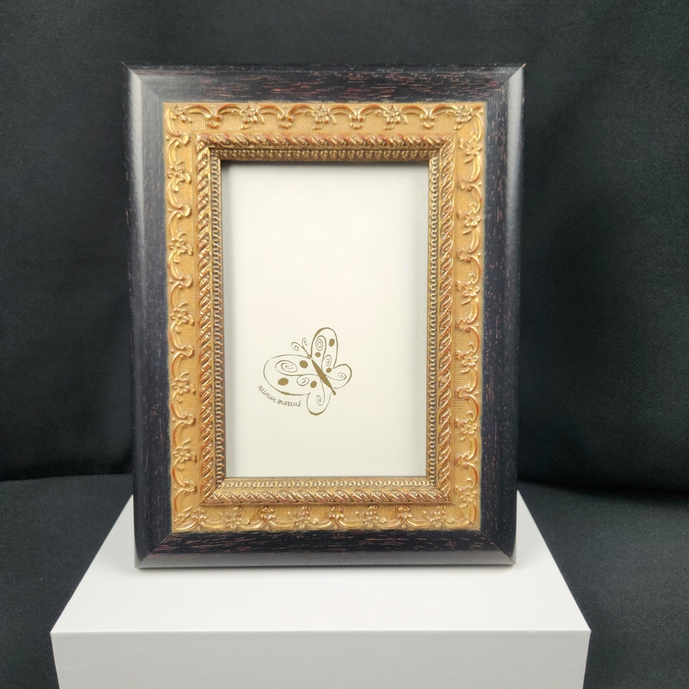 Vintage Gold Ornate Neiman Marcus‎ Wood Picture Frame 4x6 Granny Core
